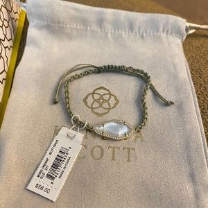 KENDRA SCOTT Muriel Friendship Bracelet  - GOLD IVORY MOTHER OF PEARL